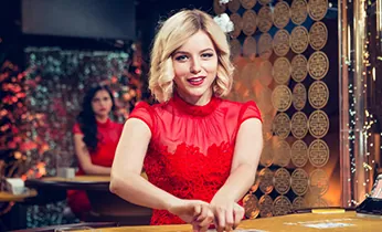 Hỗ trợ qua Mạng Xã Hội